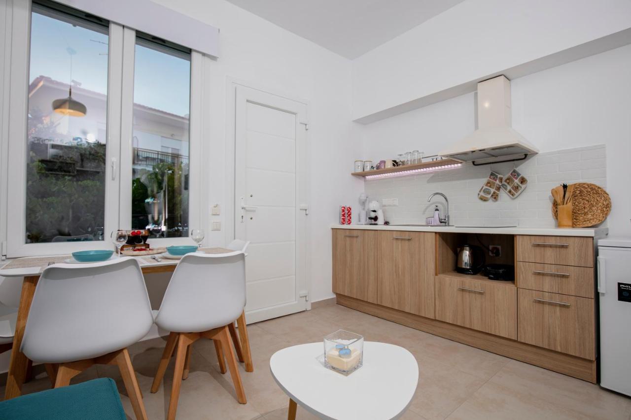Rilassunte Luxury Apartments Potos Bagian luar foto